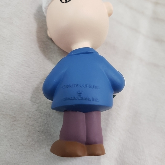 Hallmark Peanuts Charlie Brown A Snoopy Christmas Ornament Bob Siedler 1999 Box - Picture 4 of 10